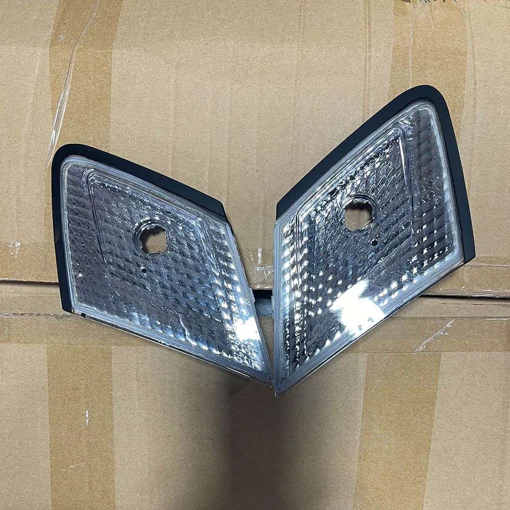 high-visibility corner light distributor