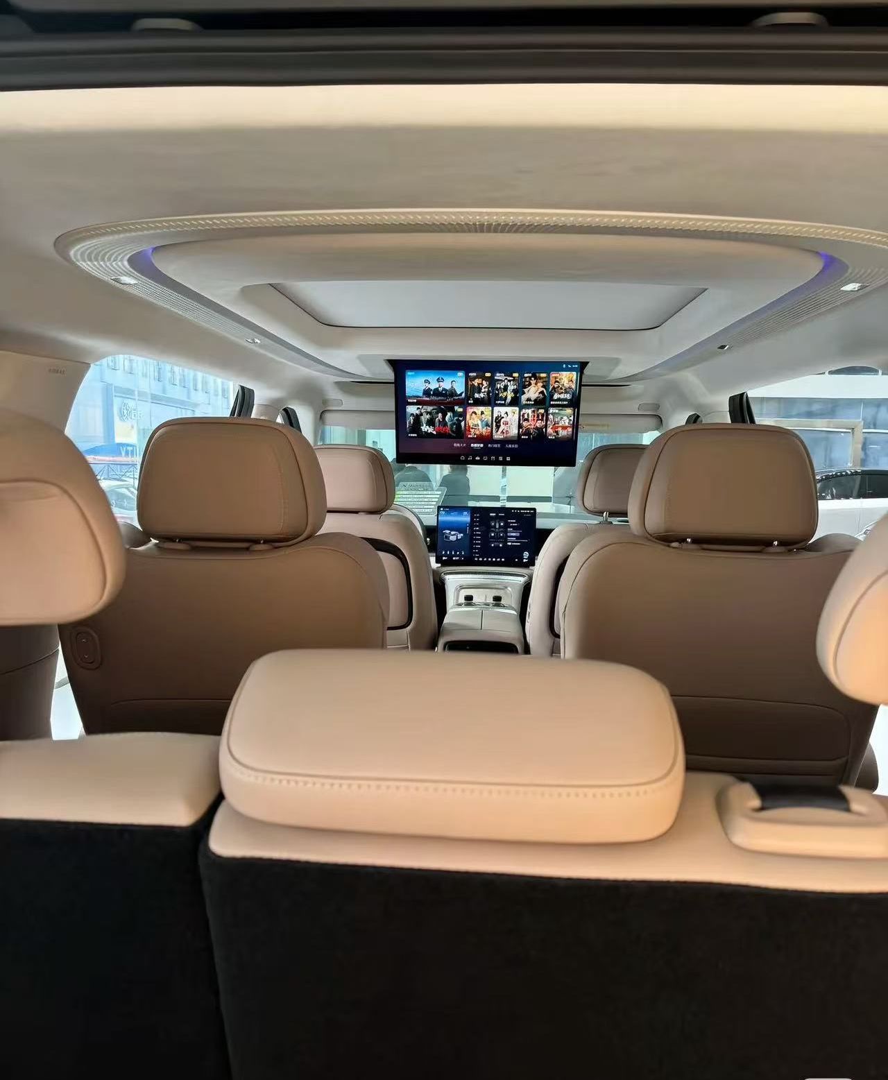 Xpeng X9 driving review