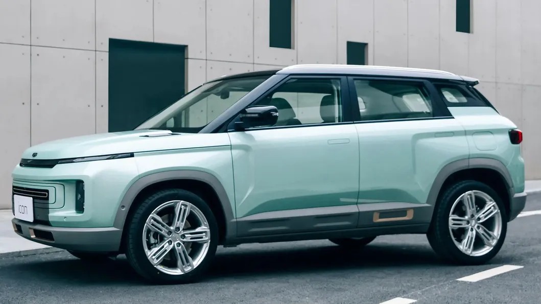petrol hybrid SUV supplier