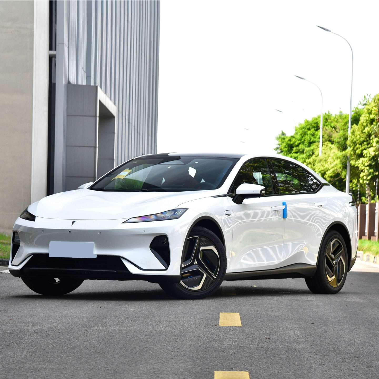 used hybrid sedan supplier
