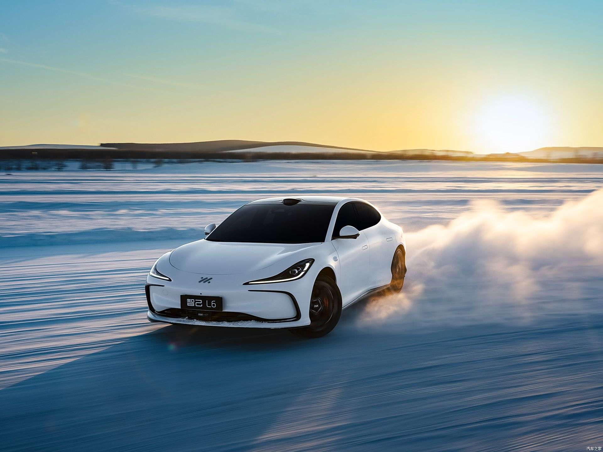 IM Motors L6 electric sedan