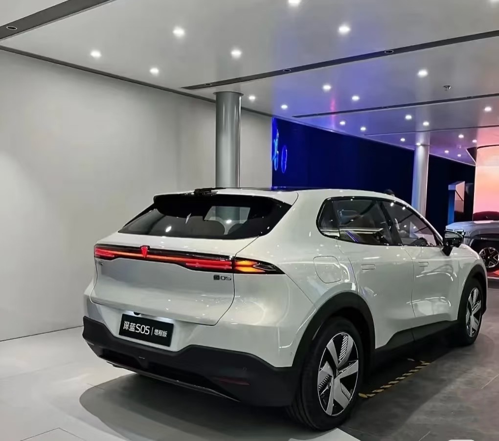 Chinese electric SUV export